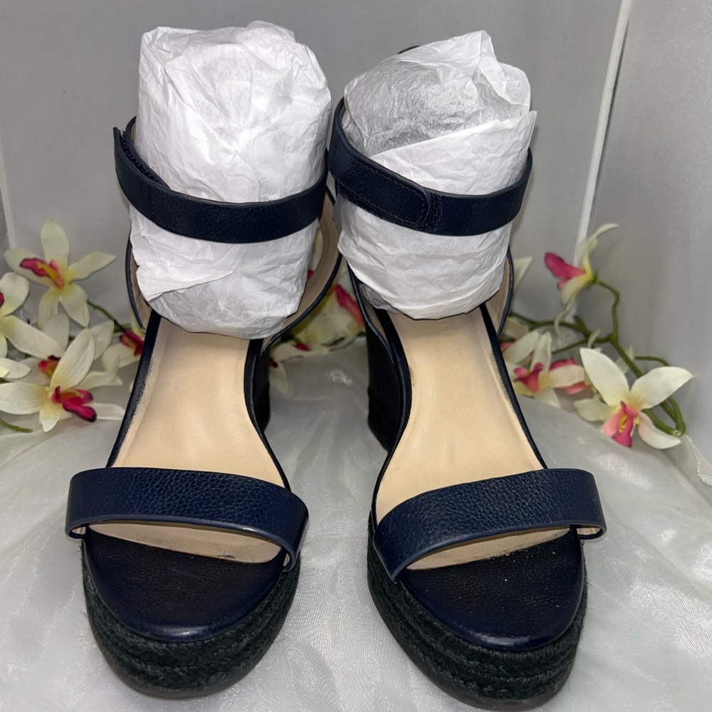 Hot H by Halston wedges in navy.